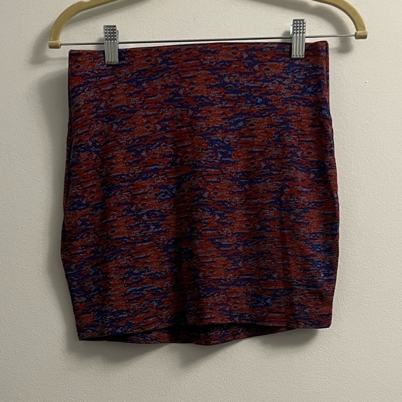 BCBG Generation Bodycon Mini Skirt- Speckle Pattern Red/Blue - Size S - Picture 2 of 8